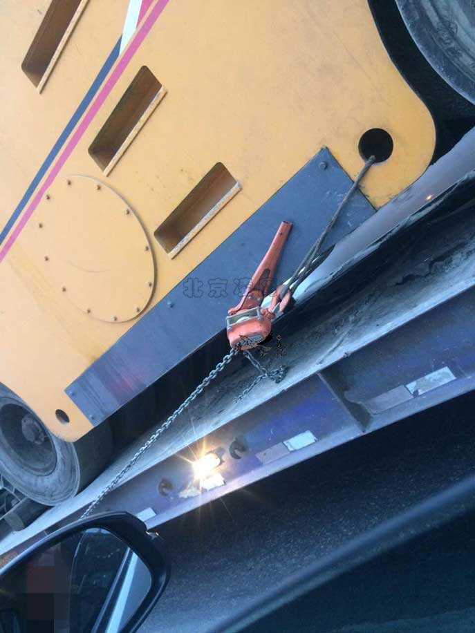 手扳葫蘆運輸汽車應用圖